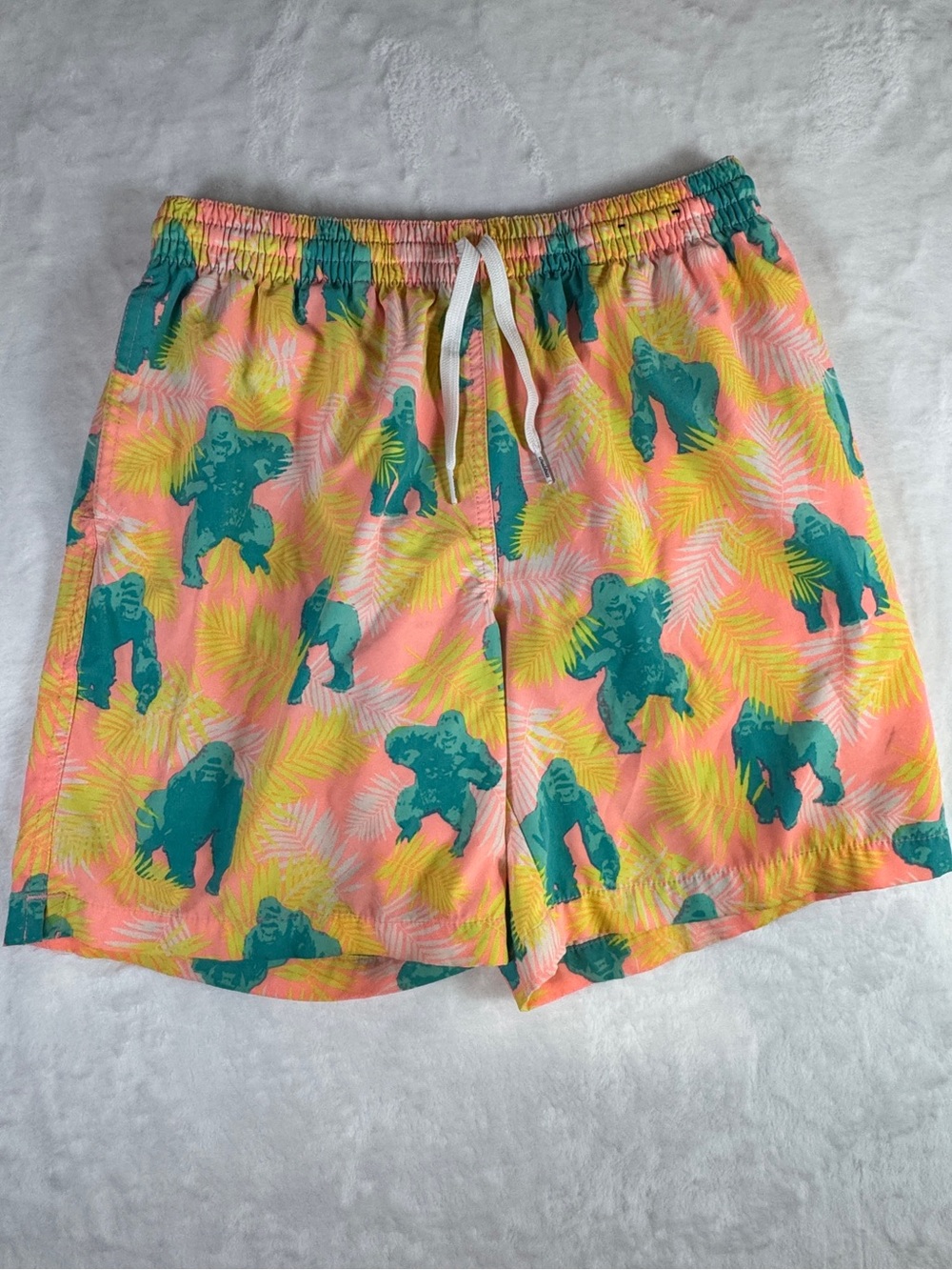 Chubbies Gorilla Tropical Swim Trunks Men’s Medium Pink Jungle Lined Shorts